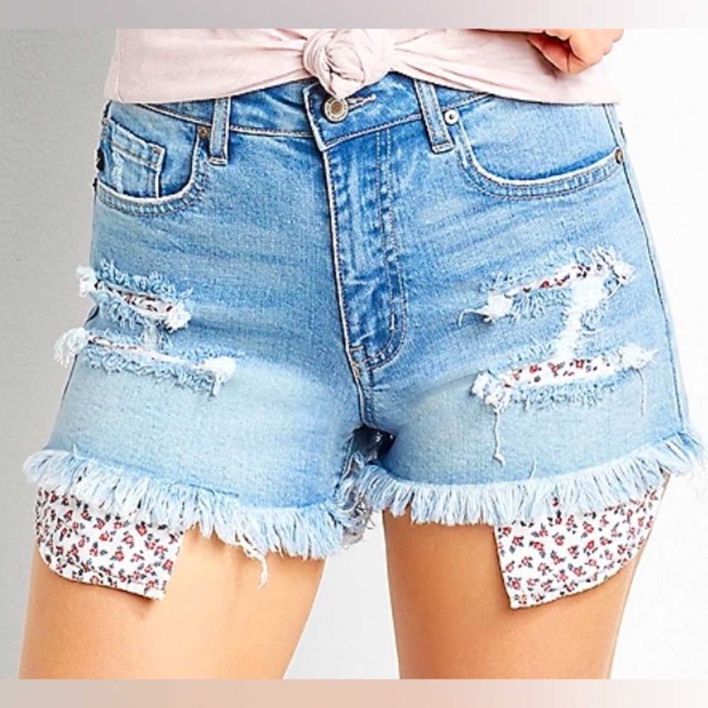 NEW! KanCan HighRise Shorts - 27